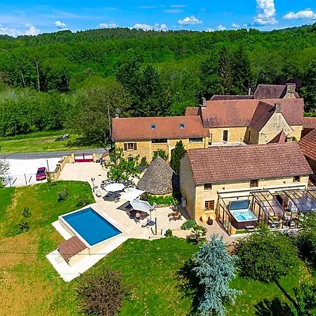 Aux Bories De Marquay, D'hotes Avec Piscine Et Pres De Sarlat 마르꿰유